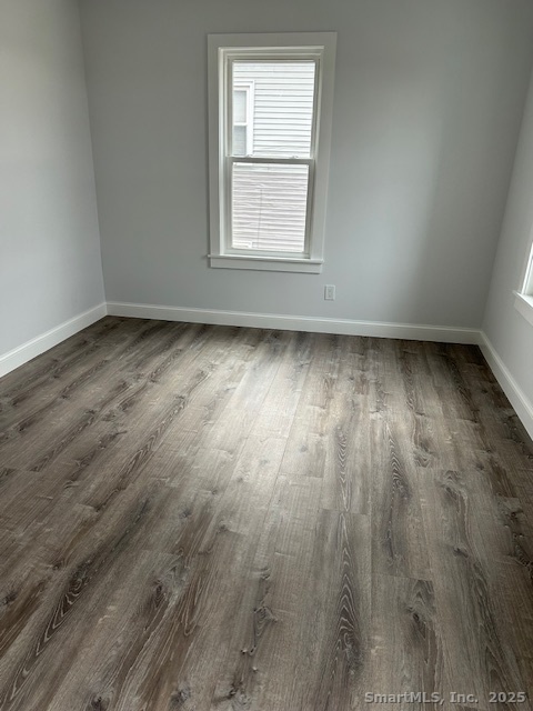 2078 Seaview Avenue, Unit 2 Bridgeport, CT 06610 - Photo 4 of 7