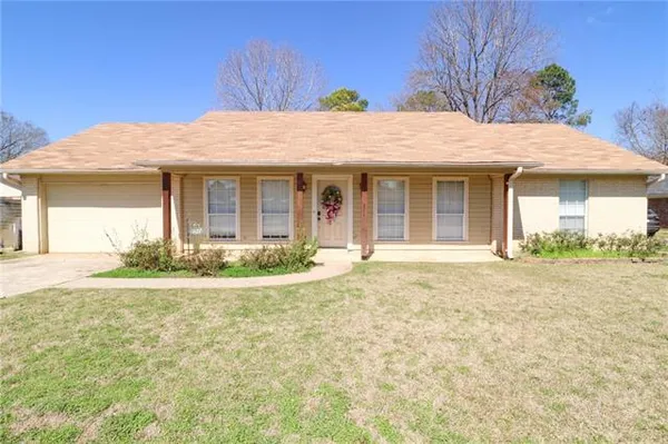 $265,000 | 602 Oakland Drive, Natchitoches, LA 71457