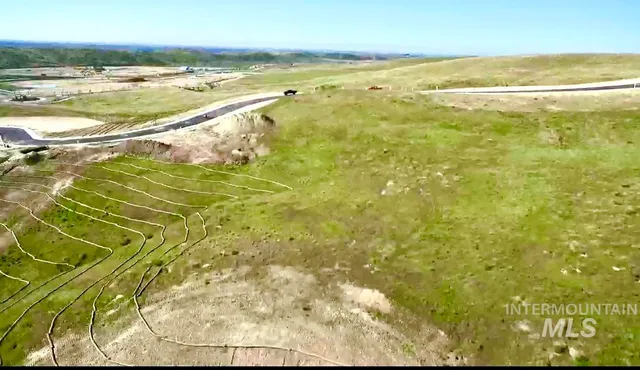 $650,000 | 7136 North Cairnhill Way, Eagle, ID 83616