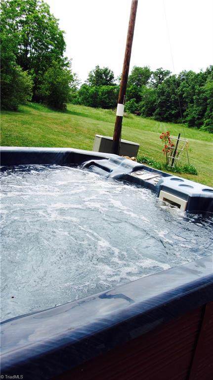 284 Countryside Road Harmony, NC 28634 - Photo 28 of 29 Gallery Image 28