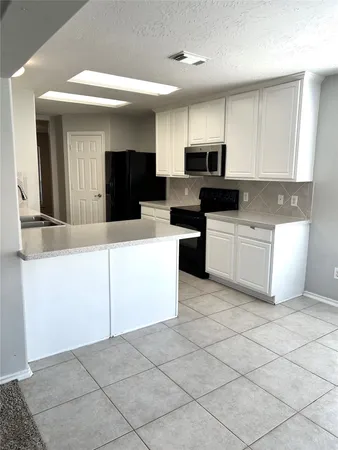 $2,100 | 19923 Malletia Drive, Humble, TX 77338