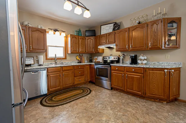 $189,900 | 301 Nelson Street, Cyrus, MN 56323