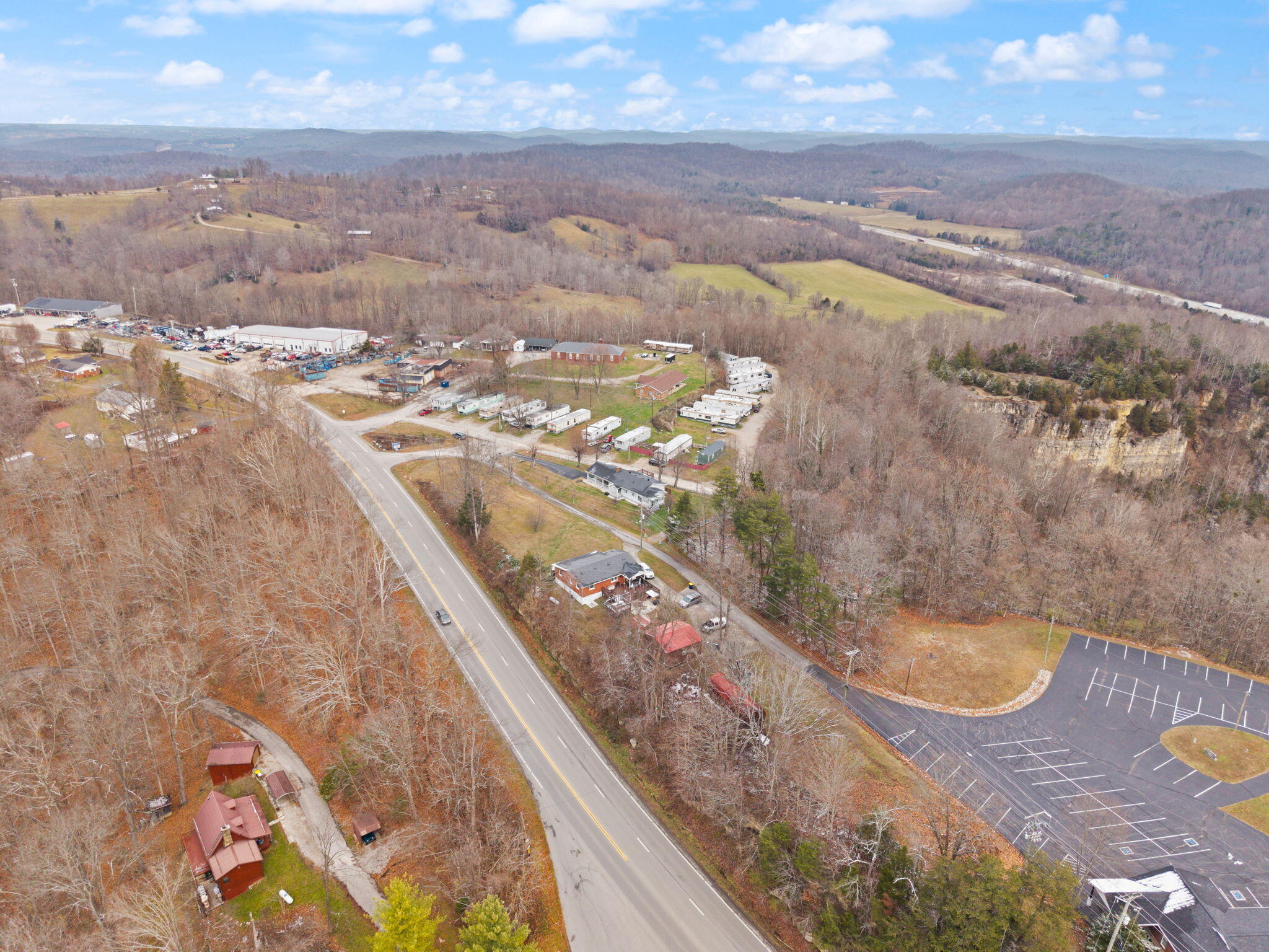 40 Burr Road Mount Vernon, KY 40456 - Photo 44 of 51 24-web-or-mls-DJI_20251209113832_0036_D