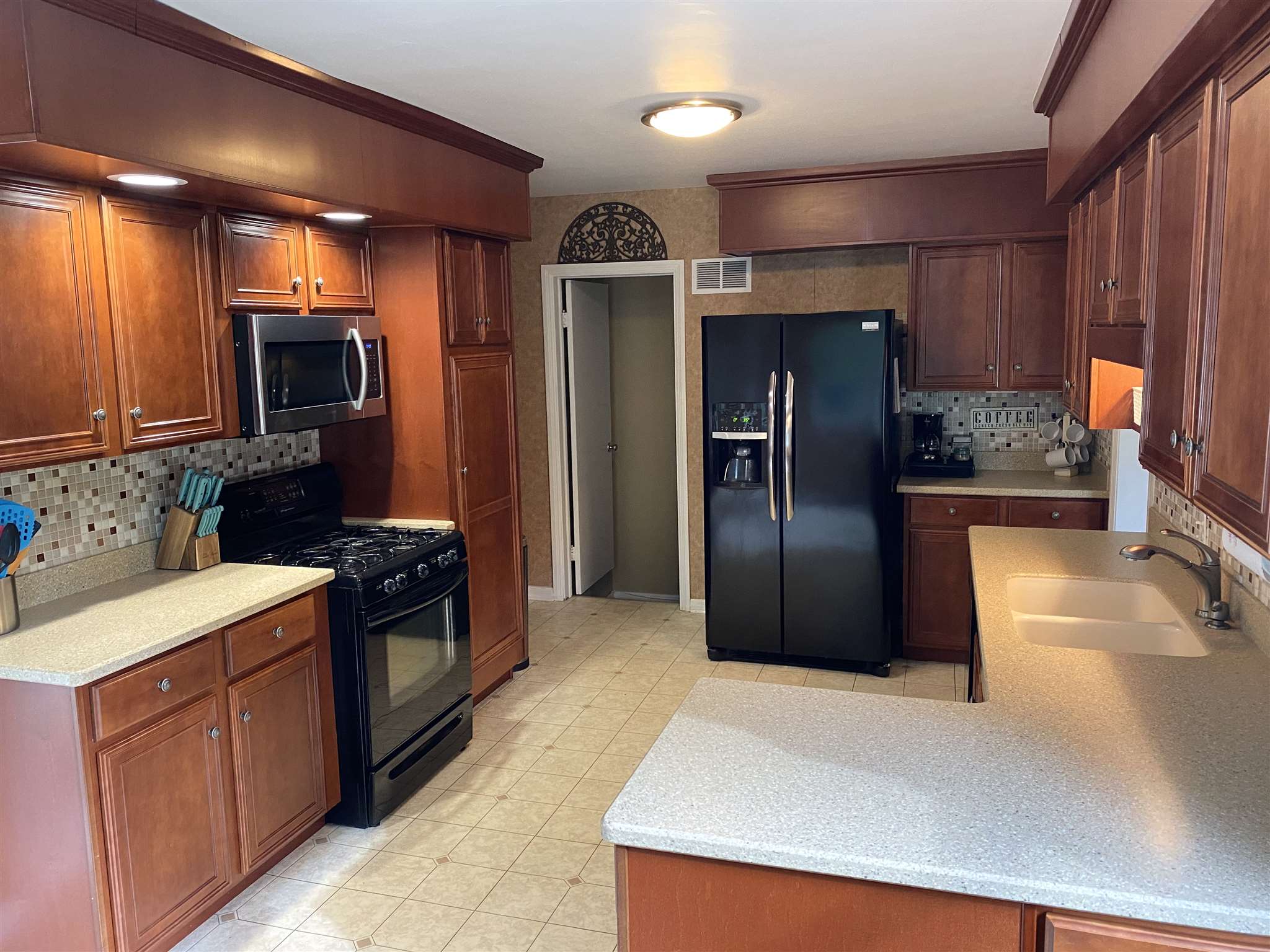 2141 Ridge Road Vincennes, IN 47591 - Photo 16 of 26 Gallery Image 16