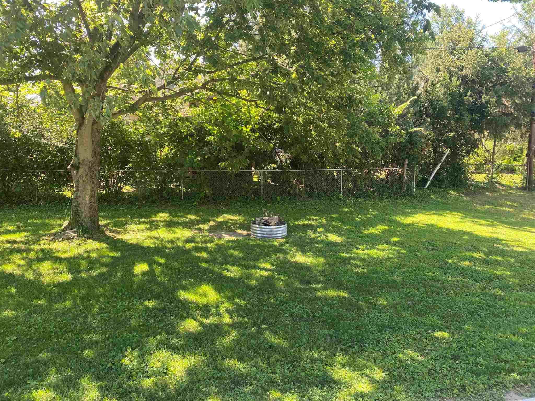 2141 Ridge Road Vincennes, IN 47591 - Photo 4 of 26 Gallery Image 4