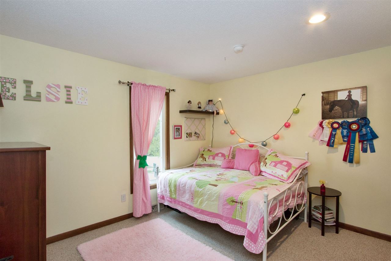 116 Washington Park Road Iowa City, IA 52245 - Photo 8 of 14 Gallery Image 8