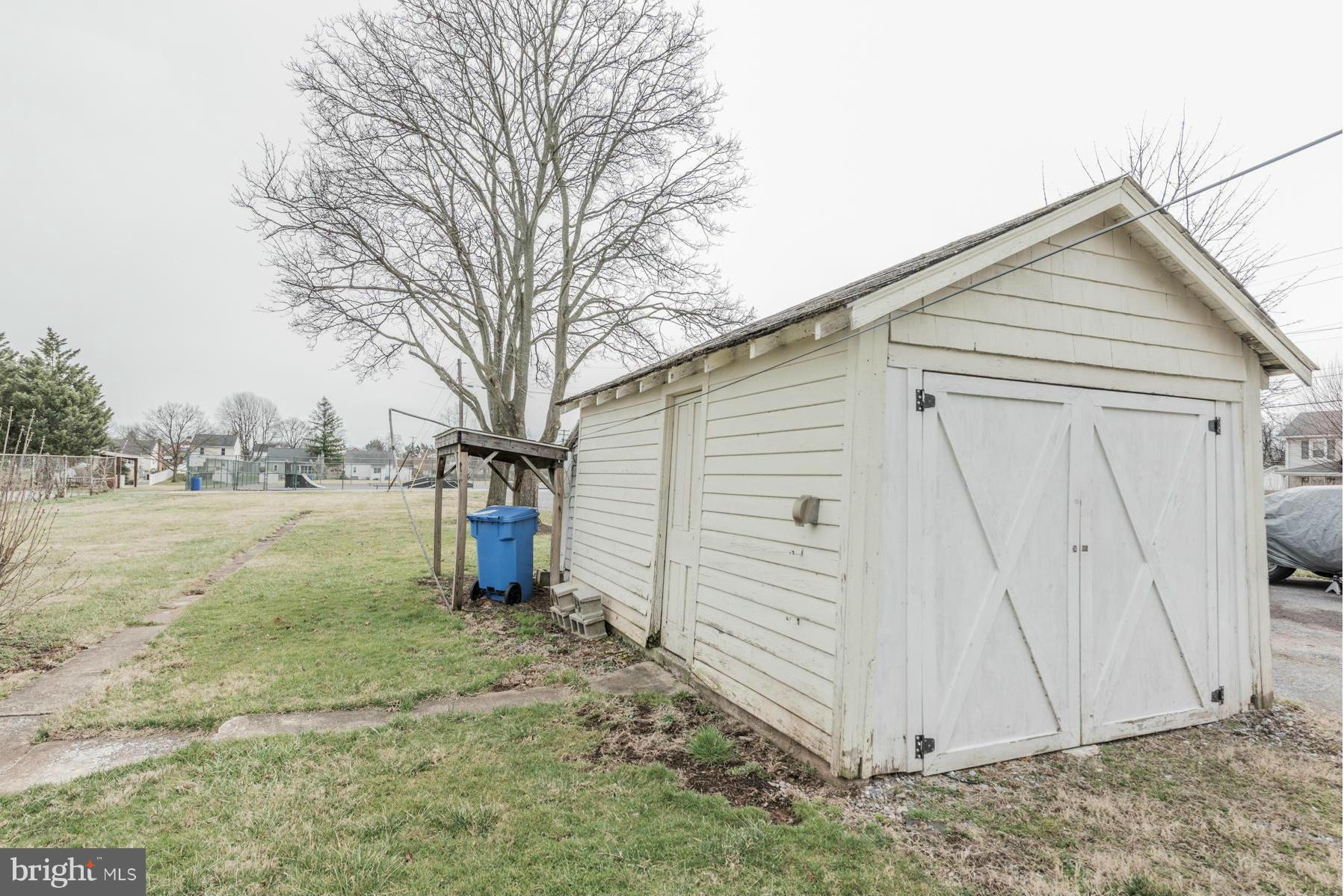 54 George Street Taneytown, MD 21787 - Photo 21 of 22 Garage