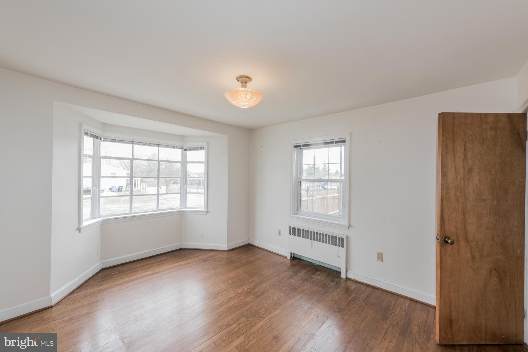 54 George Street Taneytown, MD 21787 - Photo 10 of 22 Dining Room