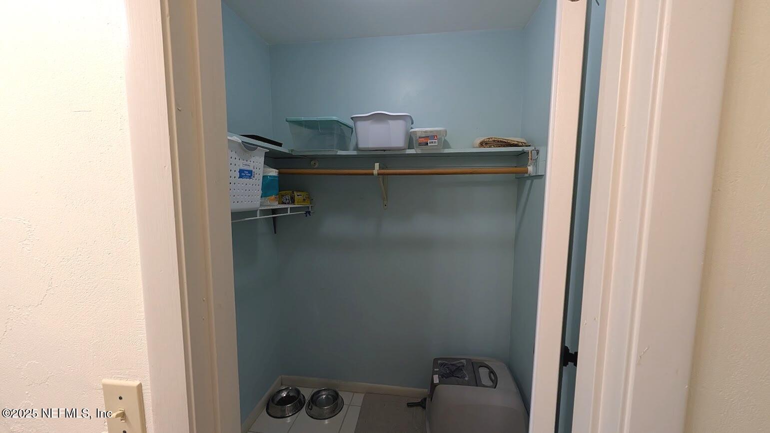 137 Tallow Road Pomona Park, FL 32181 - Photo 37 of 47 a close view of cupboard