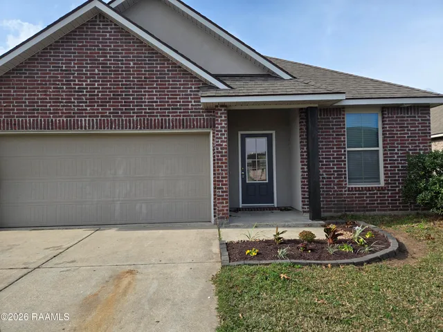 $221,900 | 209 Marshfield Drive, Lafayette, LA 70507