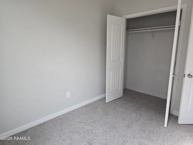 $221,900 | 209 Marshfield Drive, Lafayette, LA 70507