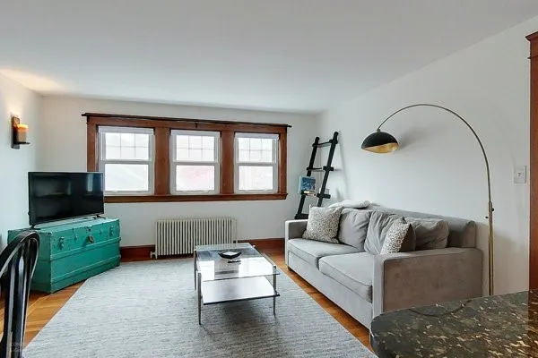 $6,500 | 27 Vaughan Avenue, Newport, RI 02840