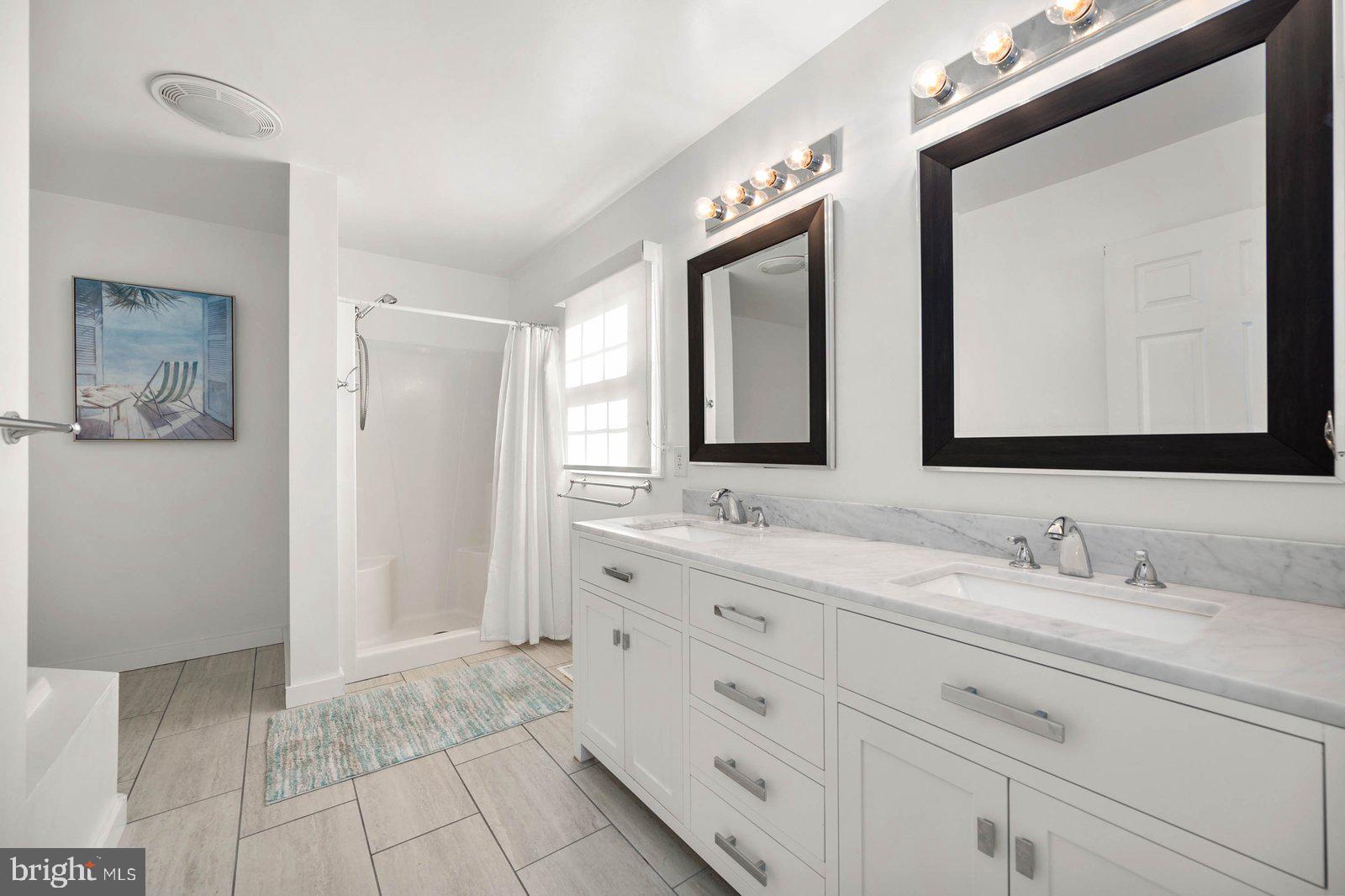 605 Twin Tree Road Ocean City, MD 21842 - Photo 23 of 46 1st Floor Primary bath