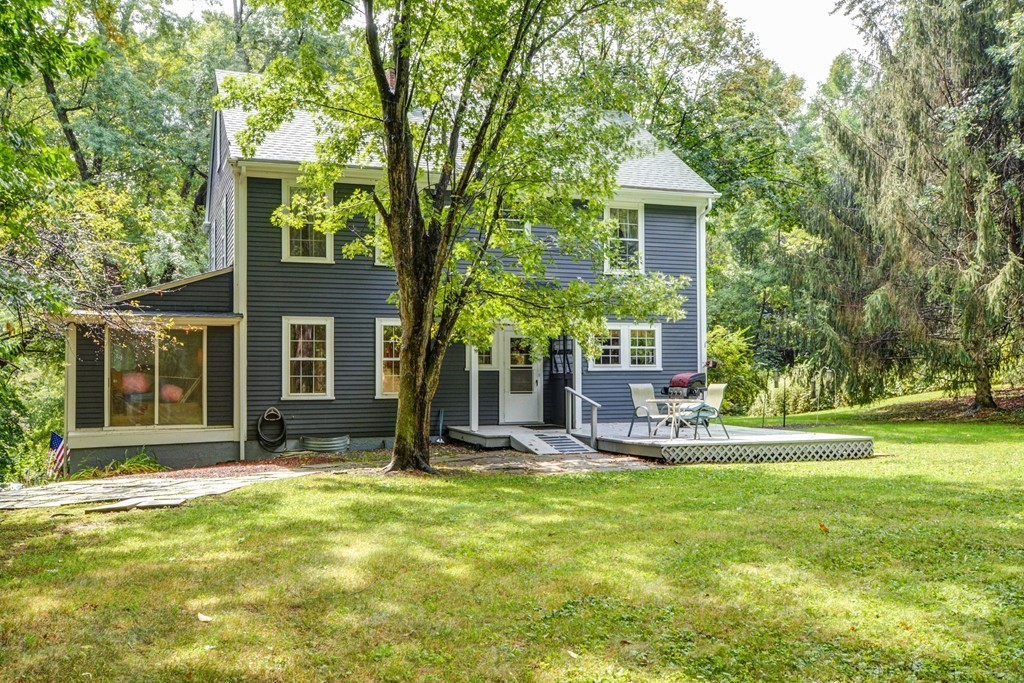 36 Cooper Road Sturbridge, MA 01518 - Photo 22 of 30