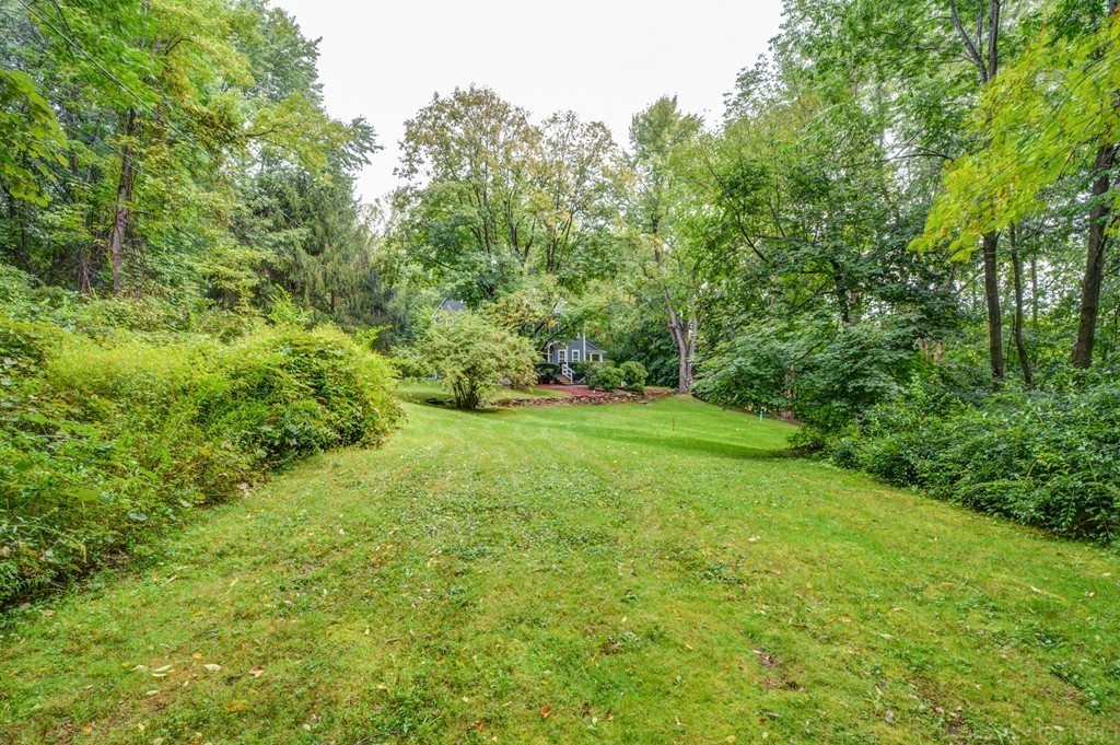 36 Cooper Road Sturbridge, MA 01518 - Photo 25 of 30