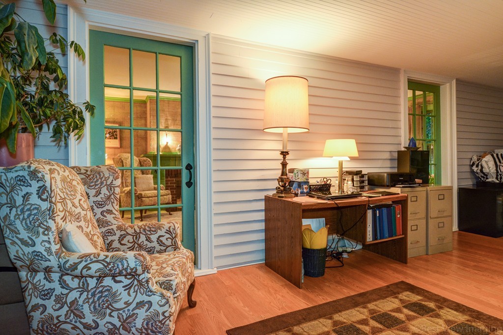 36 Cooper Road Sturbridge, MA 01518 - Photo 5 of 30