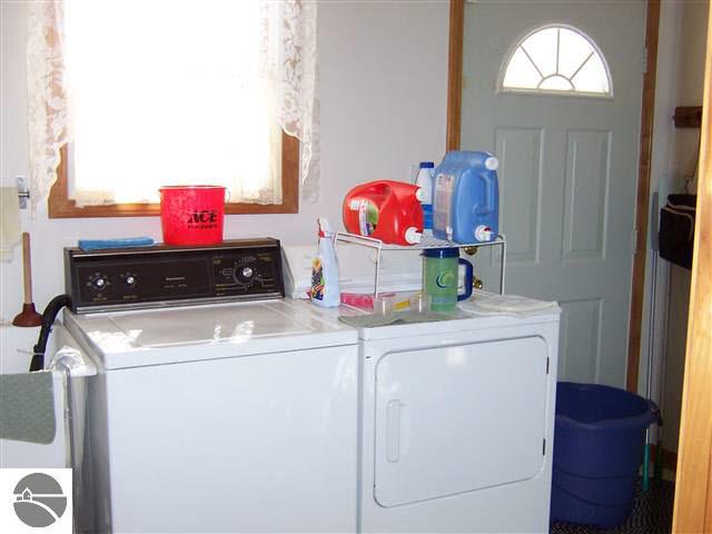 6767 South County Line Road Alger, MI 48610 - Photo 8 of 9 1755977-7.JPG