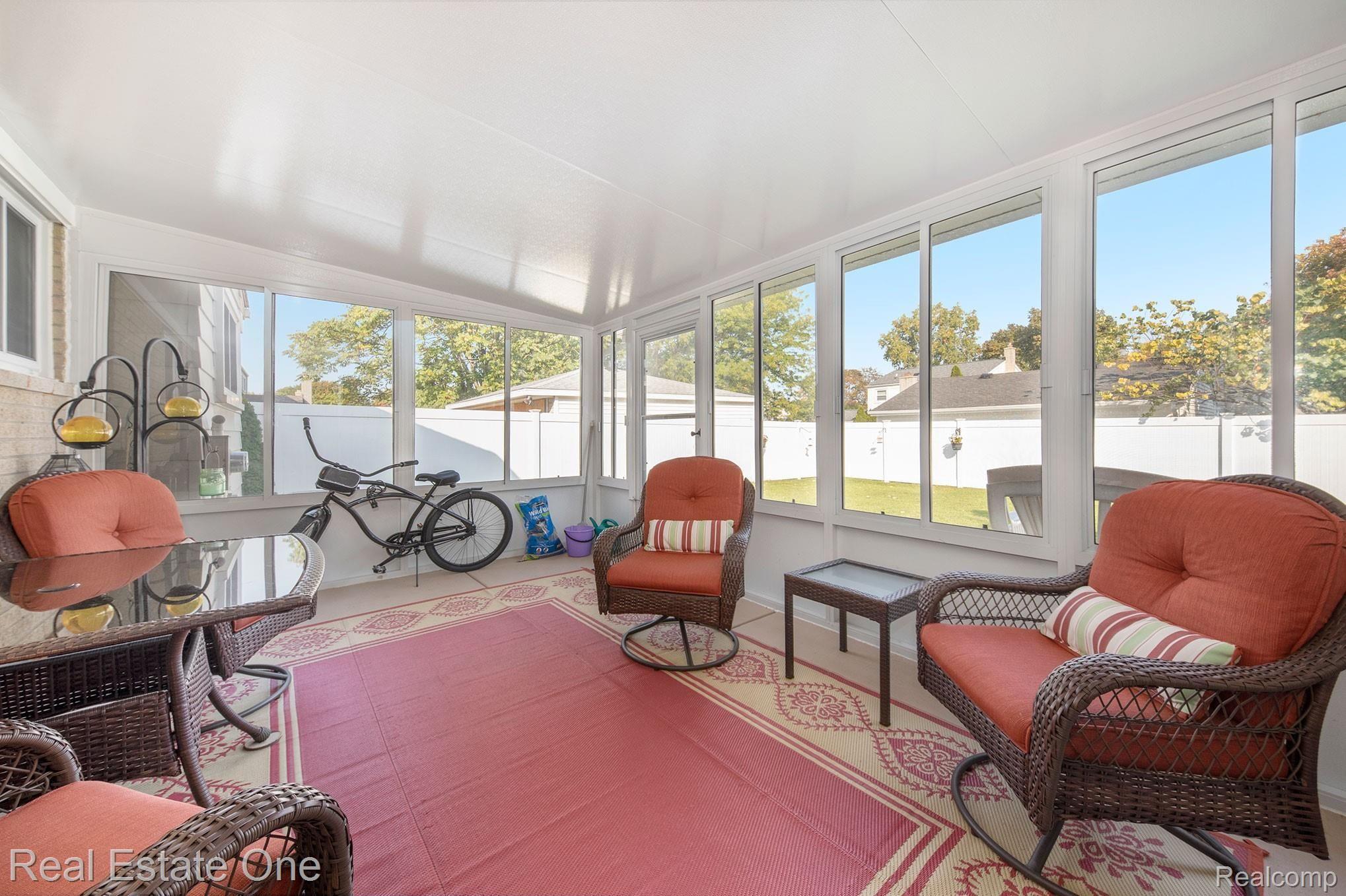 25120 Goddard Road Taylor, MI 48180 - Photo 21 of 25 2S4A0150.jpg