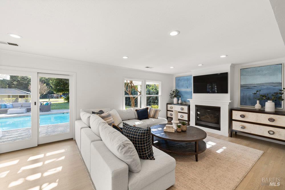 1321 Butterfield Road San Anselmo, CA 94960 - Photo 11 of 37