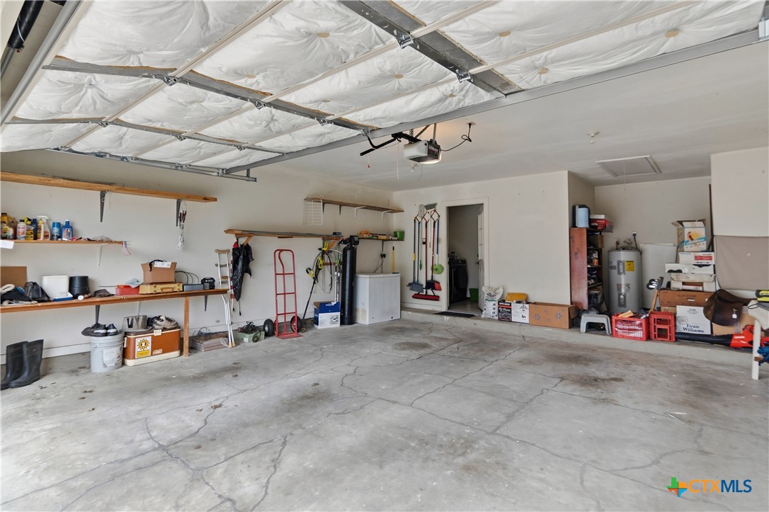 127 Santa Fe Ridge Seguin, TX 78155 - Photo 18 of 31 a view of garage