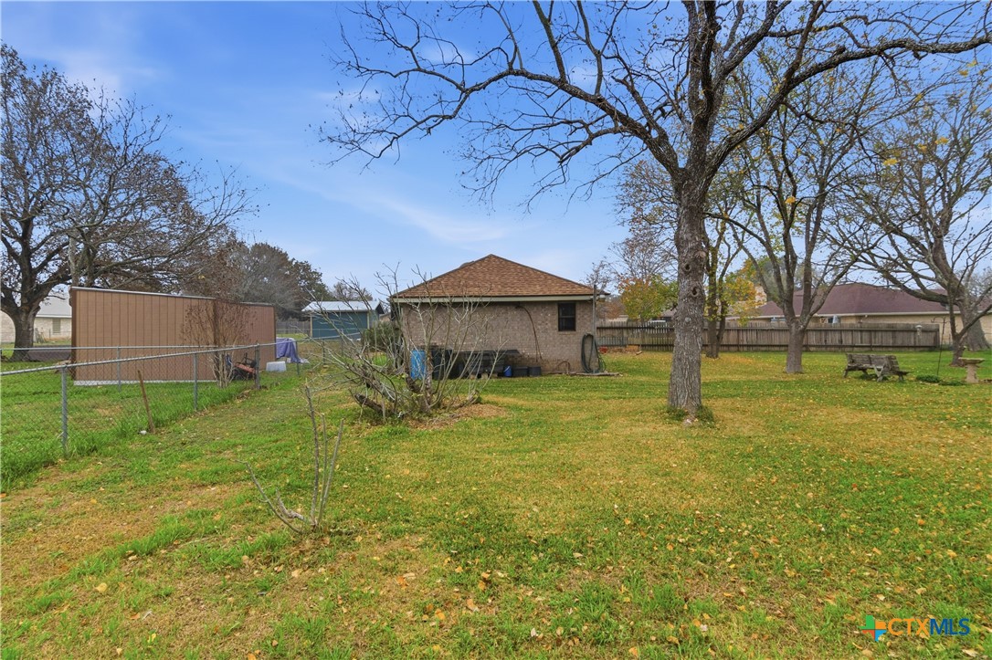 127 Santa Fe Ridge Seguin, TX 78155 - Photo 22 of 31 a house view with a garden space