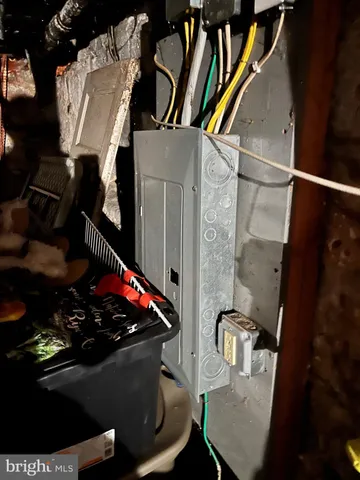 a picture of a table and chairs in the patio