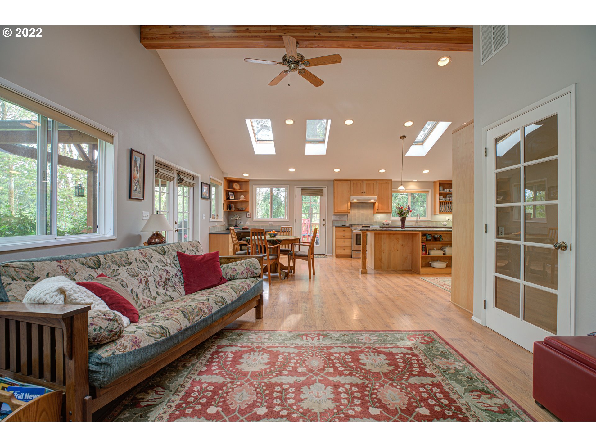 19352 South South End Road Oregon City, OR 97045 - Photo 12 of 32