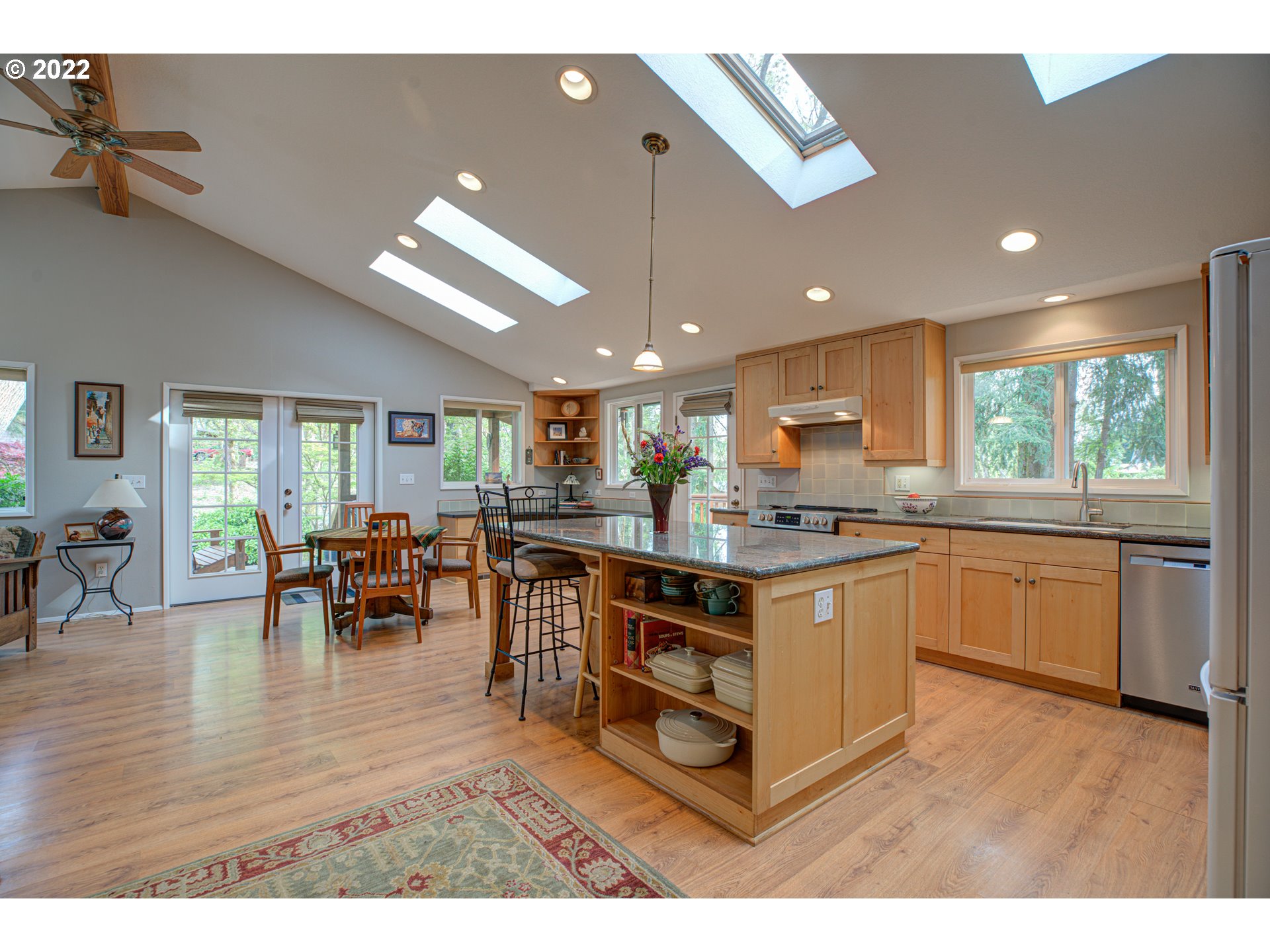 19352 South South End Road Oregon City, OR 97045 - Photo 13 of 32