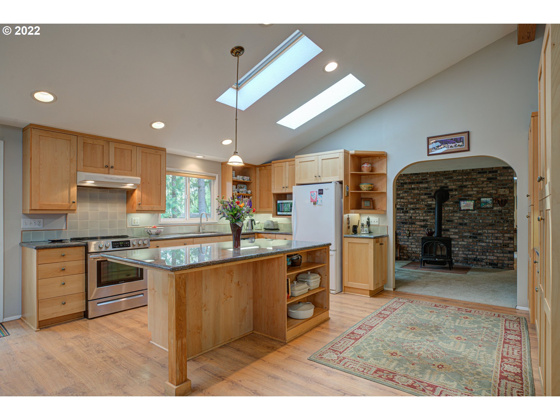 19352 South South End Road Oregon City, OR 97045 - Photo 7 of 32