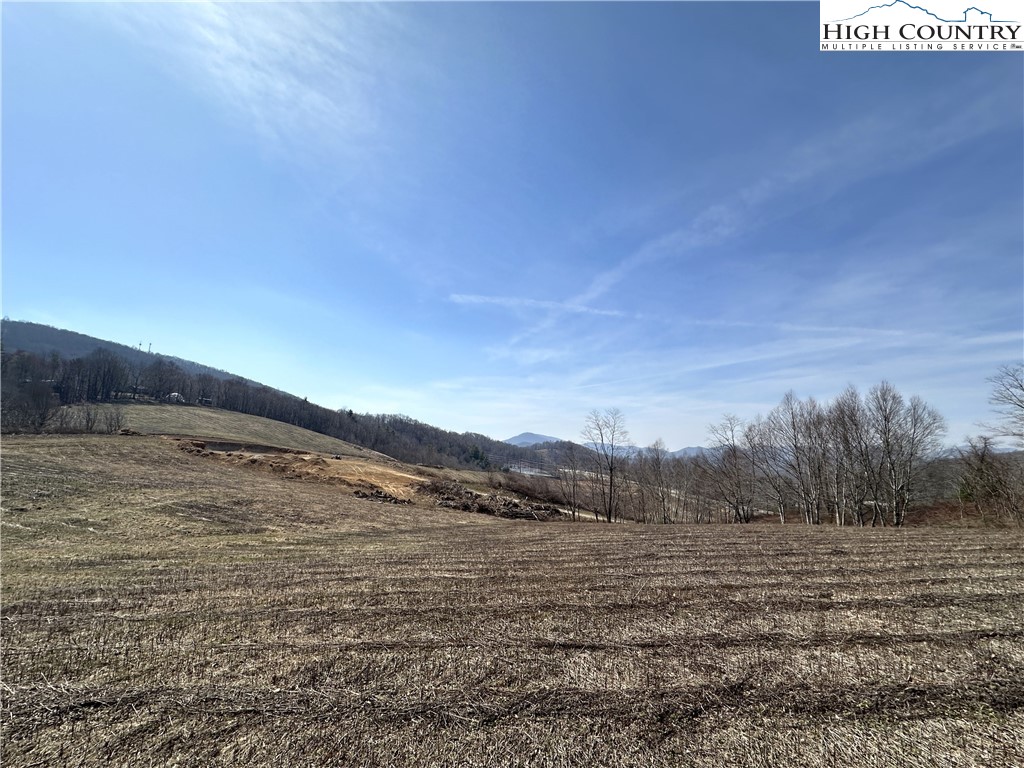 421 US Highway 421 Boone, NC 28607 - Photo 15 of 27