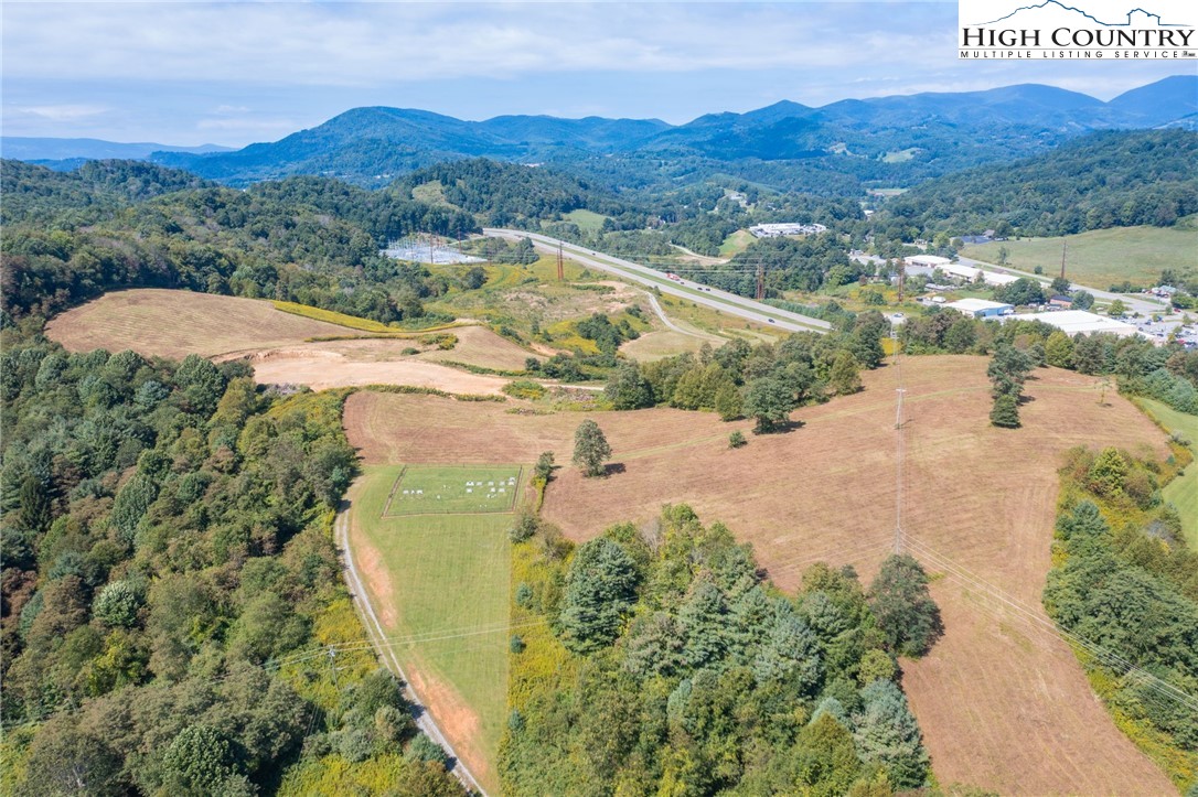 421 US Highway 421 Boone, NC 28607 - Photo 5 of 27