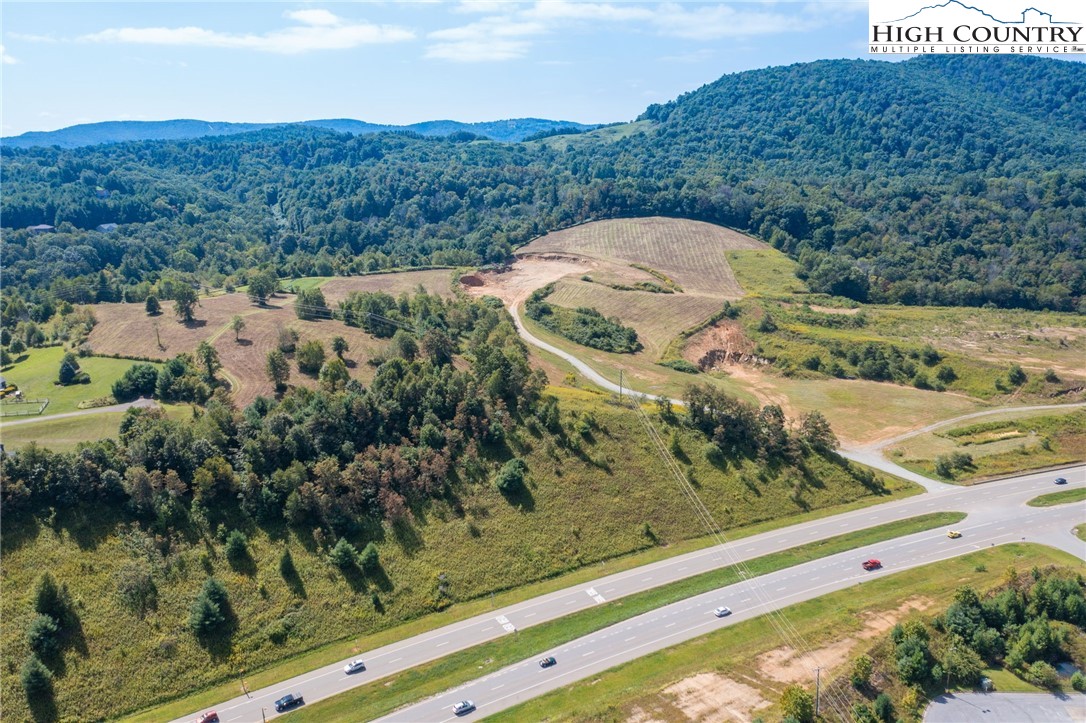 421 US Highway 421 Boone, NC 28607 - Photo 8 of 27