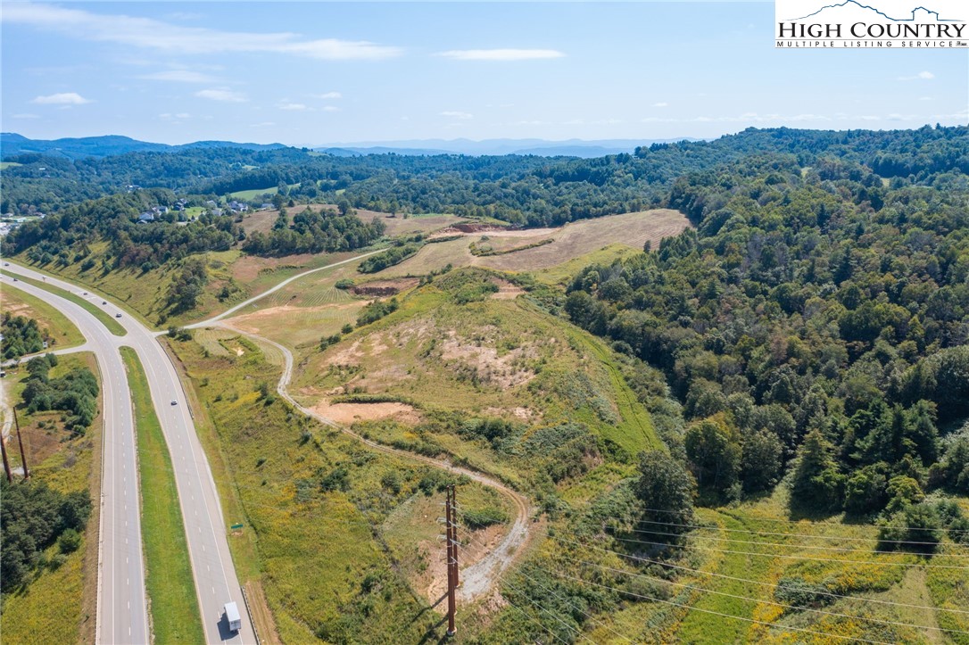 421 US Highway 421 Boone, NC 28607 - Photo 9 of 27