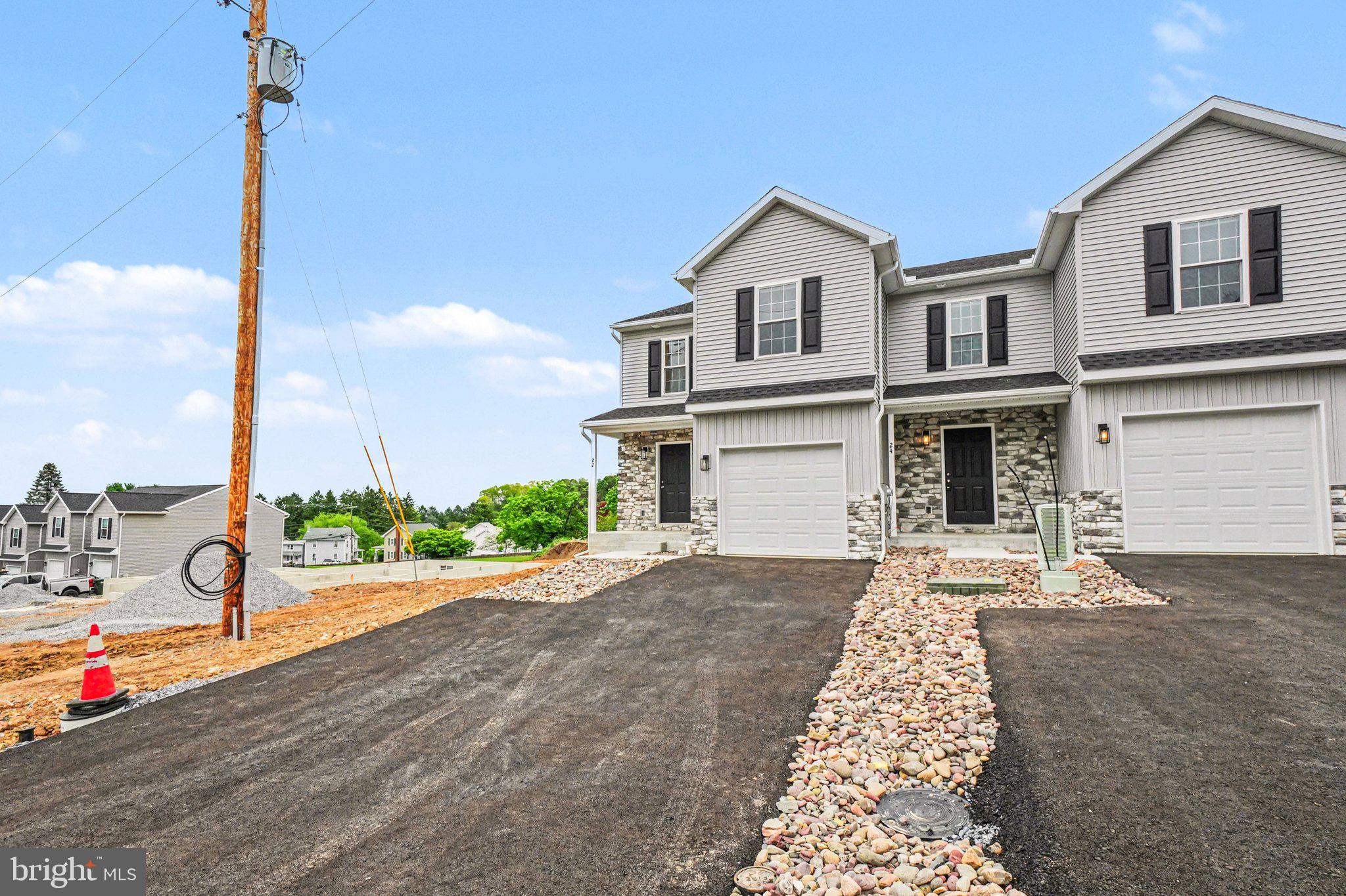 22 Sand Street Lebanon, PA 17042 - Photo 4 of 30