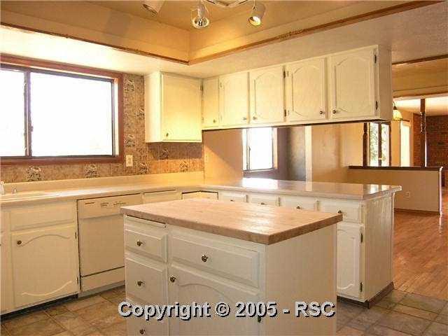 5209 Miranda Road Colorado Springs, CO 80918 - Photo 2 of 5