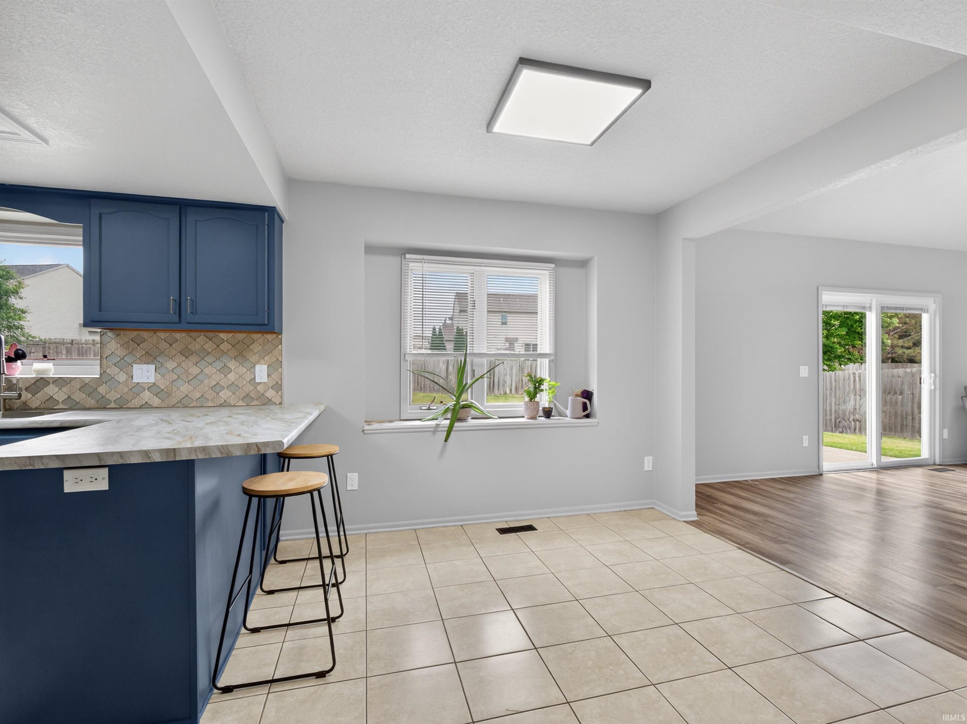 10433 Cherry Creek Road Fort Wayne, IN 46818 - Photo 13 of 37