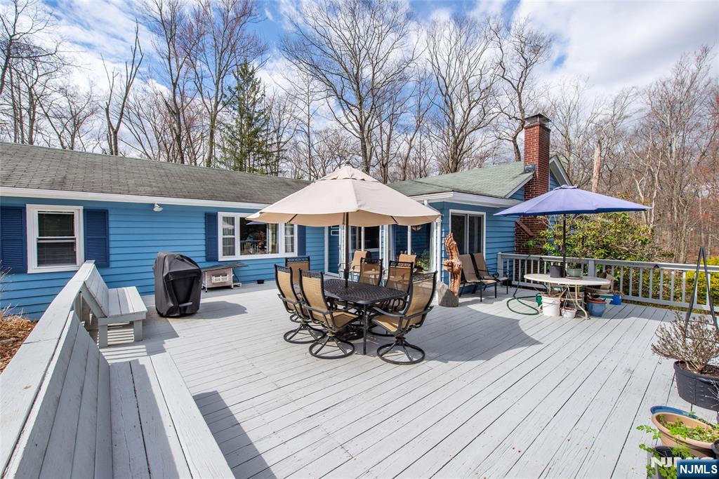 7 Stempert Road Branchville, NJ 07826 - Photo 24 of 36