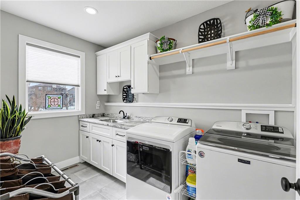 22525 West 87th Terrace Lenexa, KS 66227 - Photo 15 of 44