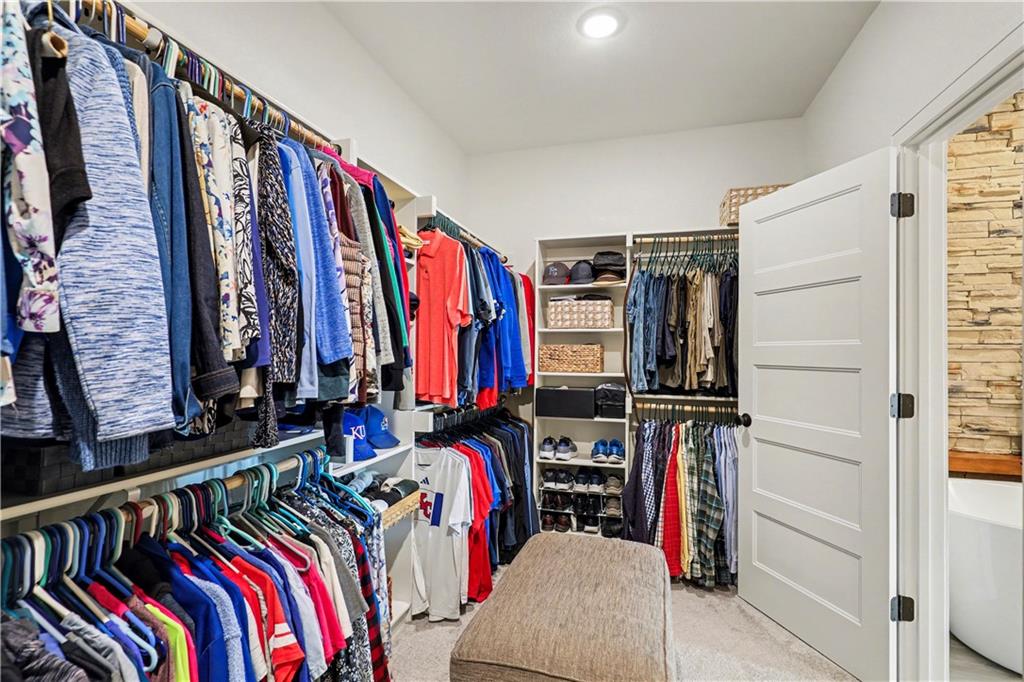 22525 West 87th Terrace Lenexa, KS 66227 - Photo 22 of 44