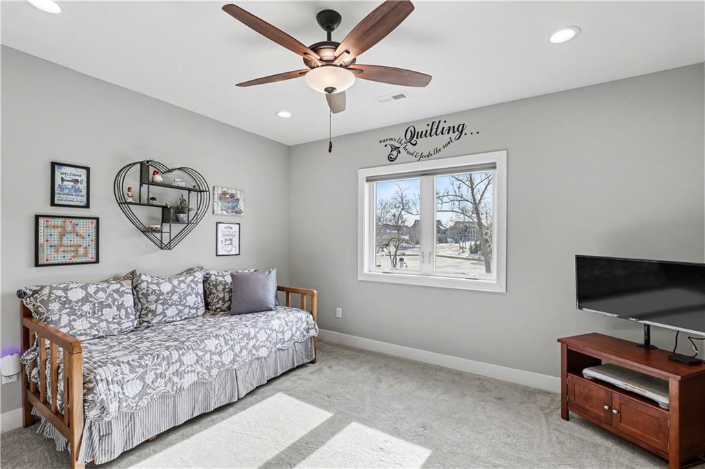 22525 West 87th Terrace Lenexa, KS 66227 - Photo 30 of 44