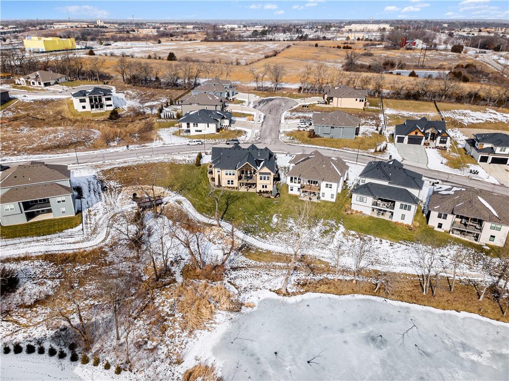 22525 West 87th Terrace Lenexa, KS 66227 - Photo 43 of 44