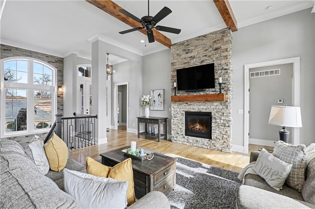 22525 West 87th Terrace Lenexa, KS 66227 - Photo 5 of 44