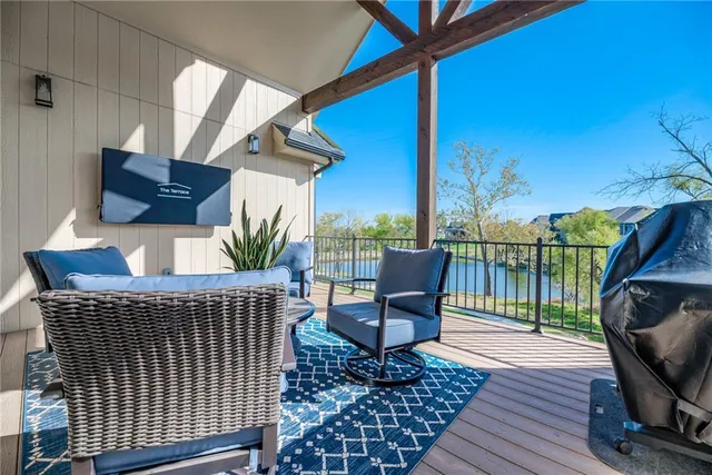 $899,950 | 22525 West 87th Terrace, Lenexa, KS 66227