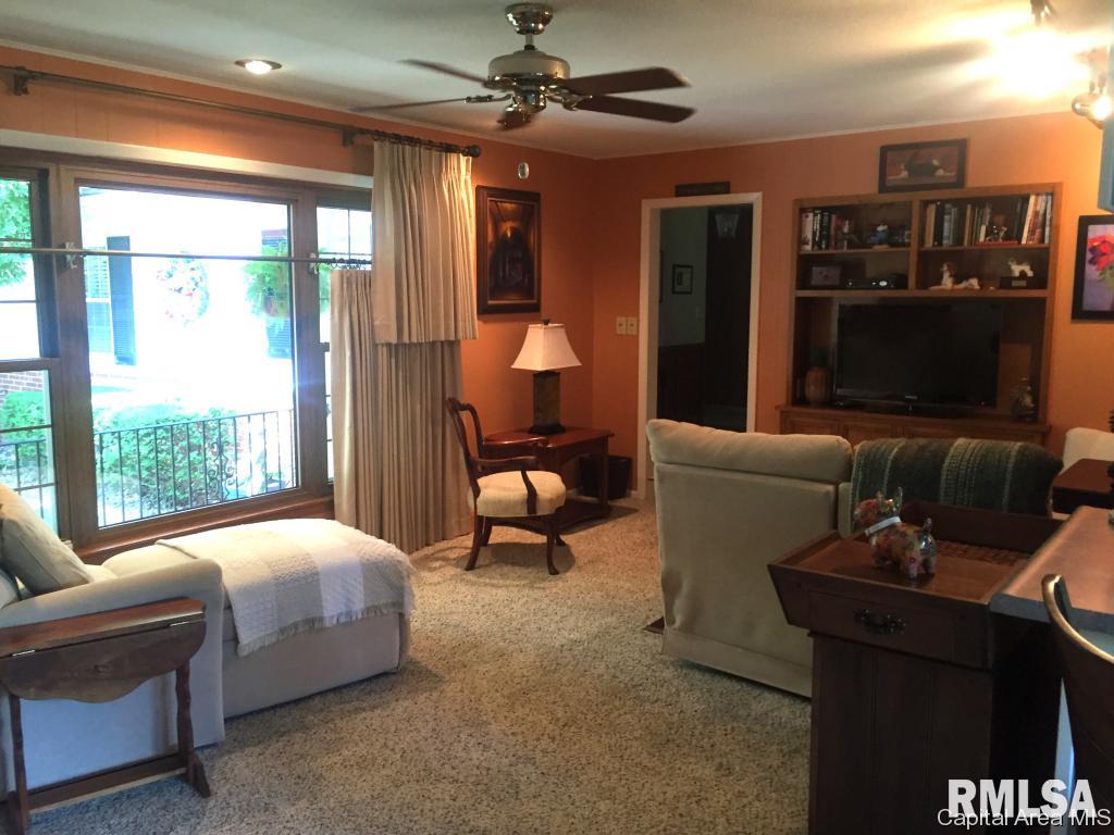 48 Pinehurst Drive Springfield, IL 62704 - Photo 13 of 36 Gallery Image 13
