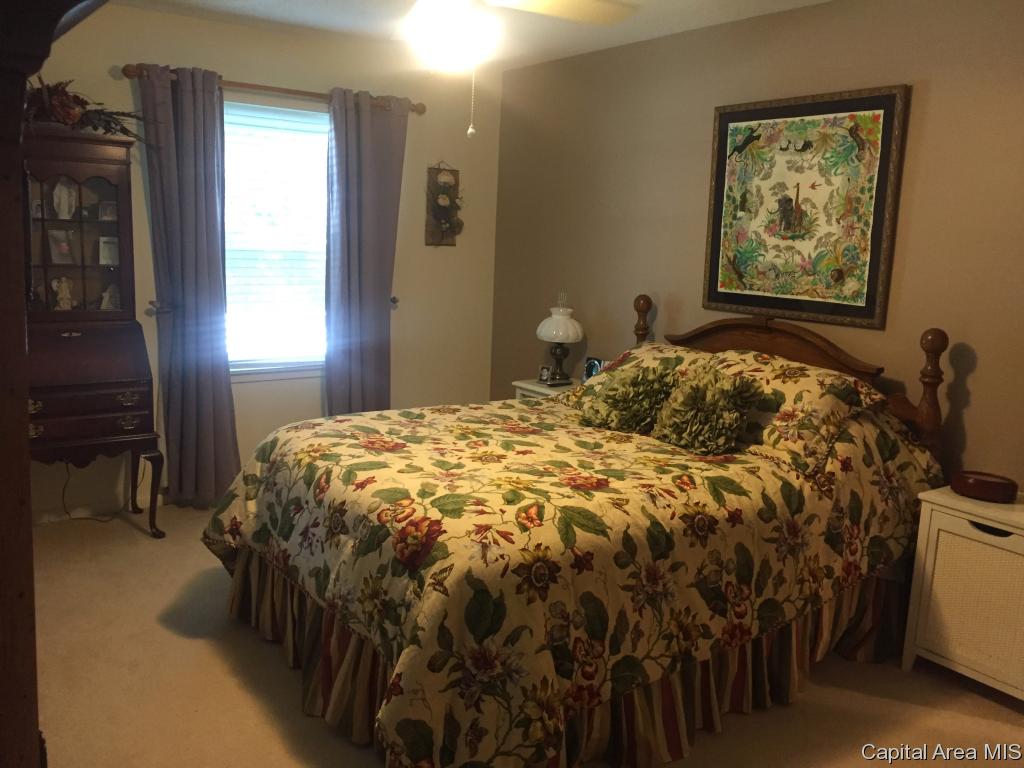 48 Pinehurst Drive Springfield, IL 62704 - Photo 24 of 36 Gallery Image 24