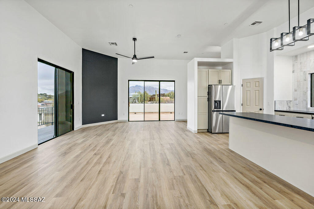 1030 West Roller Coaster Road Tucson, AZ 85704 - Photo 6 of 37 Gallery Image 6