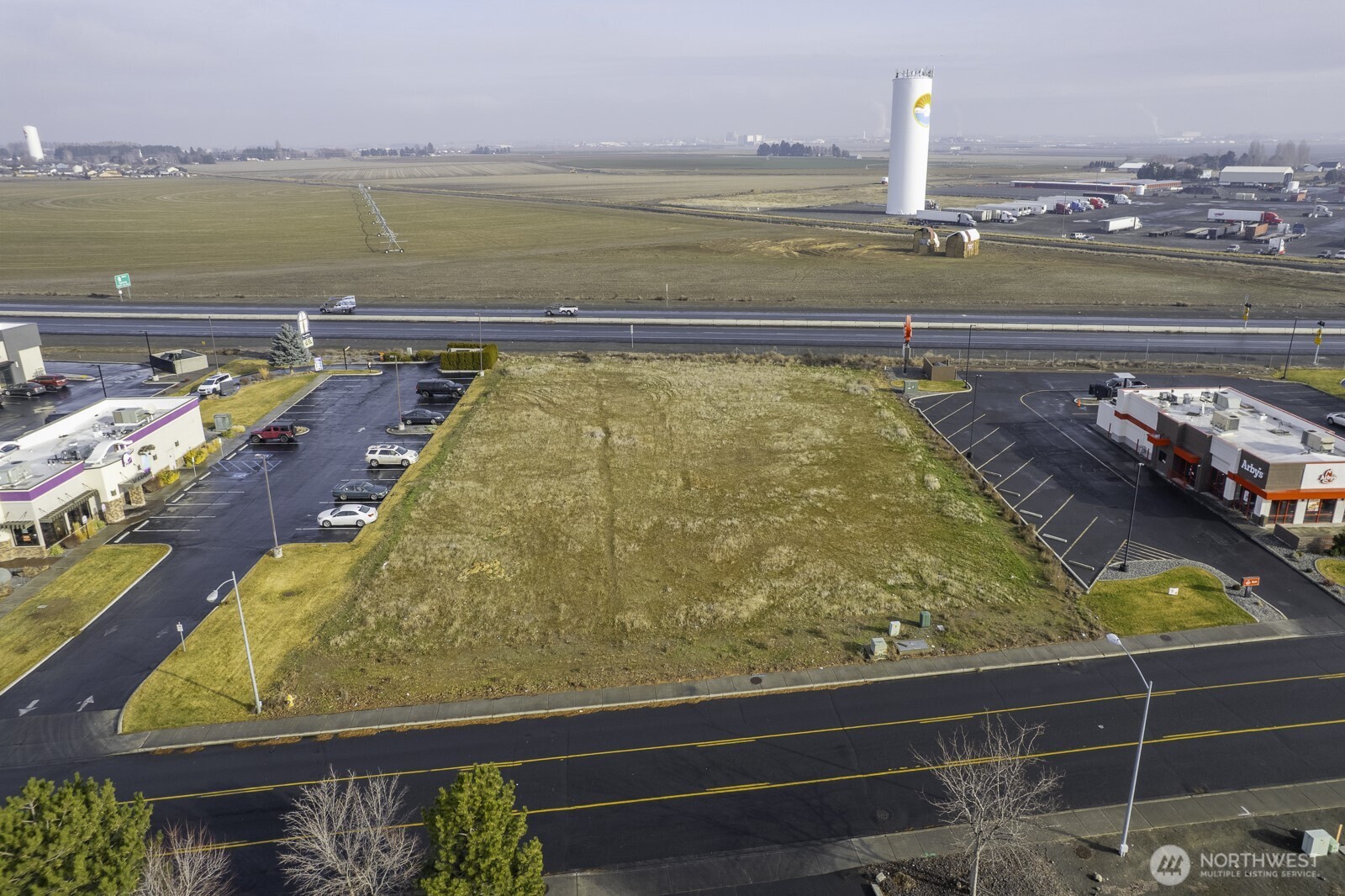 2421 Maiers Road Moses Lake, WA 98837 - Photo 4 of 22