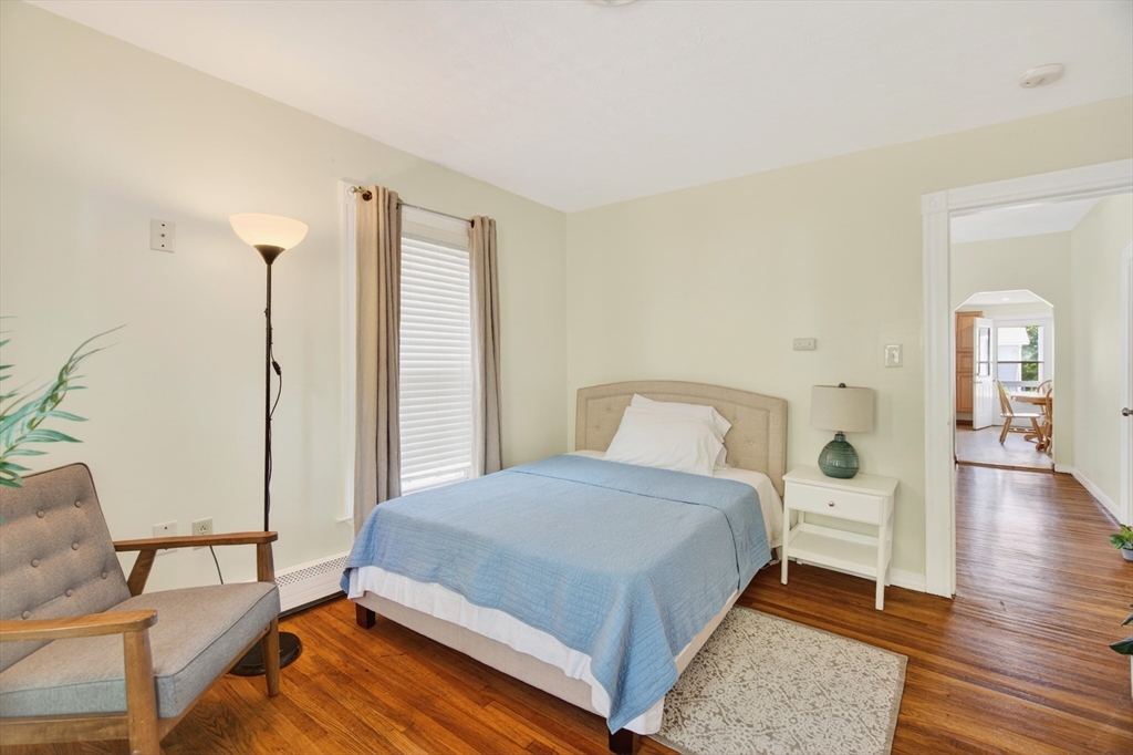 16 Florence Street, Unit 2 Somerville, MA 02145 - Photo 9 of 27