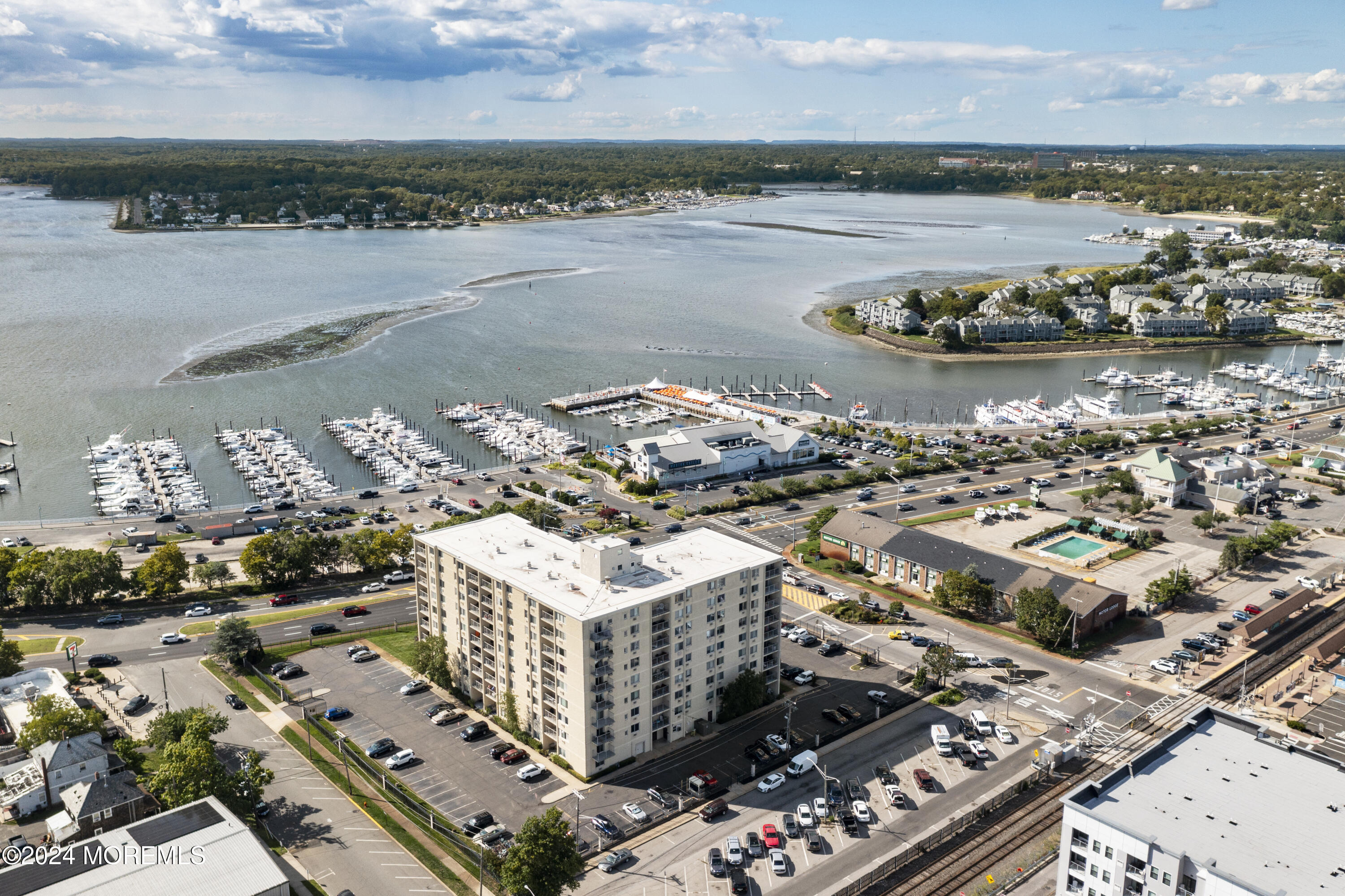 1000 River Road, Unit 1E Belmar, NJ 07719 - Photo 21 of 29 28