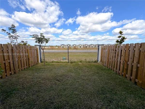 $2,600 | 18977 Southwest 344th Terrace, Homestead, FL 33034